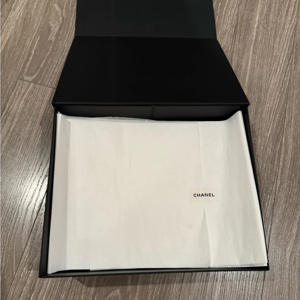 CHANEL Bag Magnetic Box